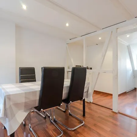 32 Grand Rue 2pc Apartment Strasbourg